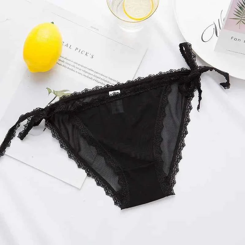 Ruffle Lace Seamless Briefs