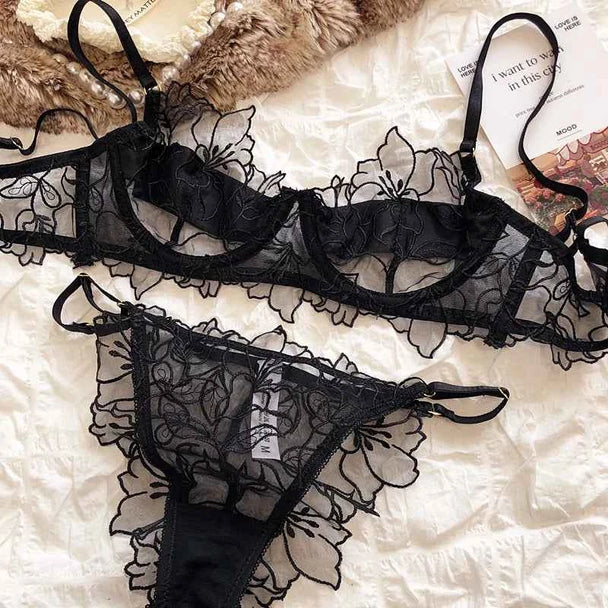 French Embroidery Bra Set