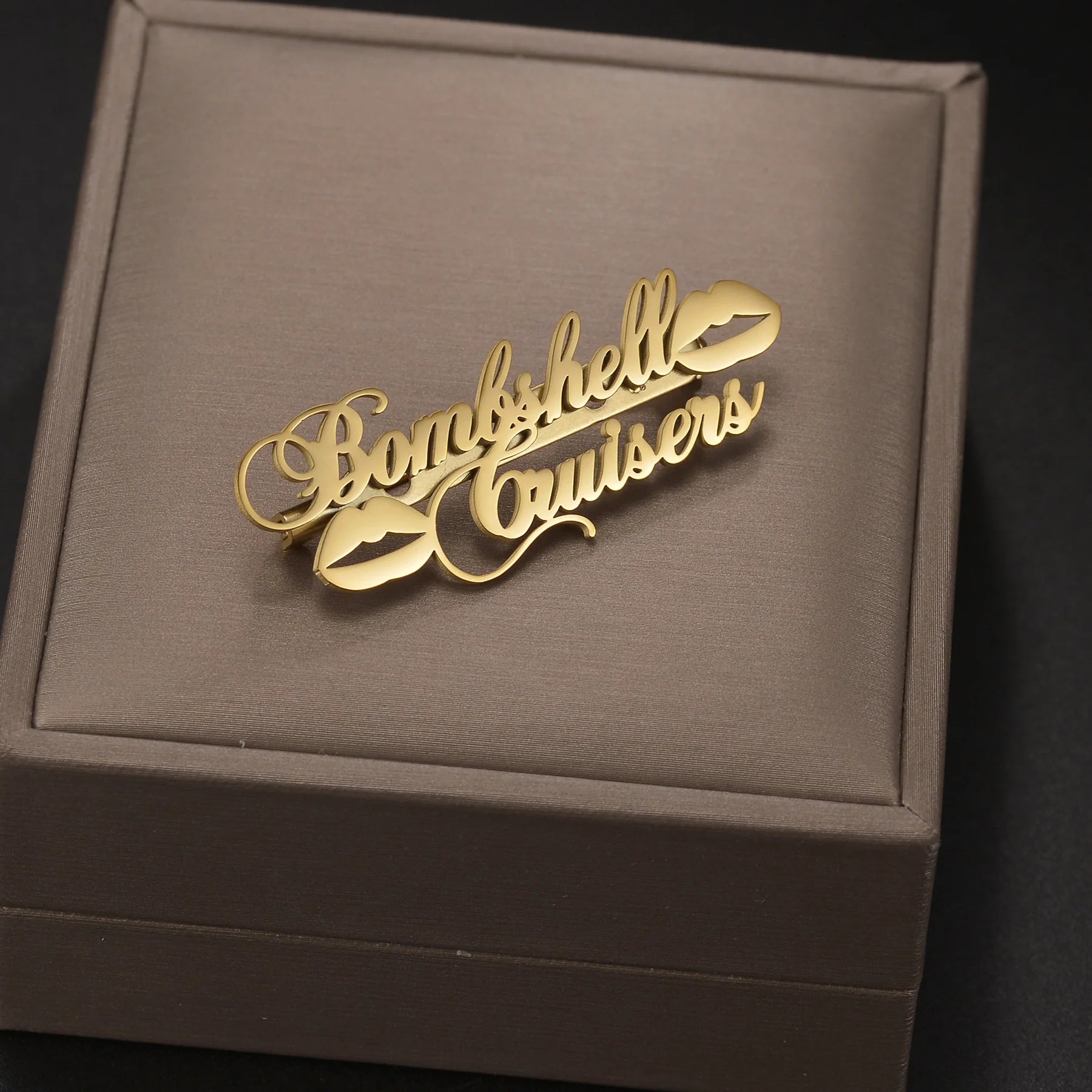 Personalized Name Logo Brooch - Butterfly Buckle Pin - SHOPPERS' CASTLE