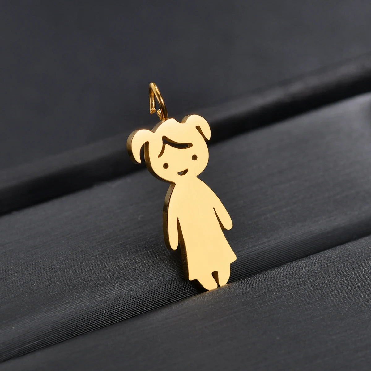Personalized Children Name Necklace - Family Pendant - SHOPPERS' CASTLE