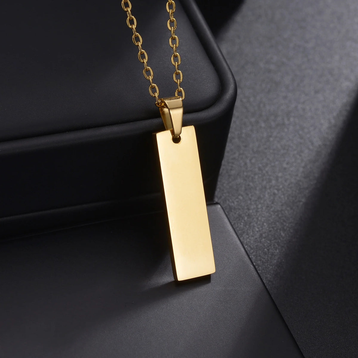 Engrave Name Rectangle Bar Necklace - Link Chain Pendant - SHOPPERS' CASTLE