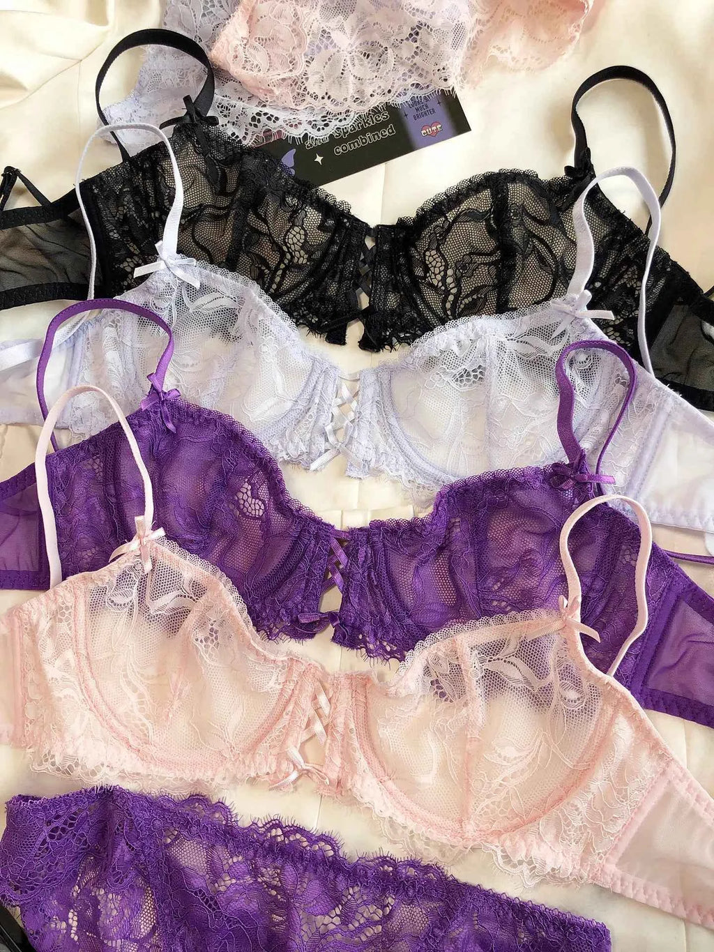 Sexy Hollow French Lace Embroidery Bra Set