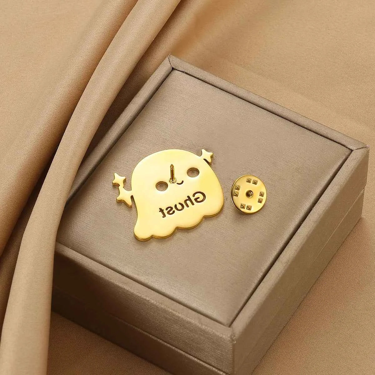 Retro Ghost Name Brooch - Halloween