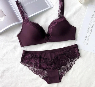 Thin Cotton Wire-Free Deep V Bra Set