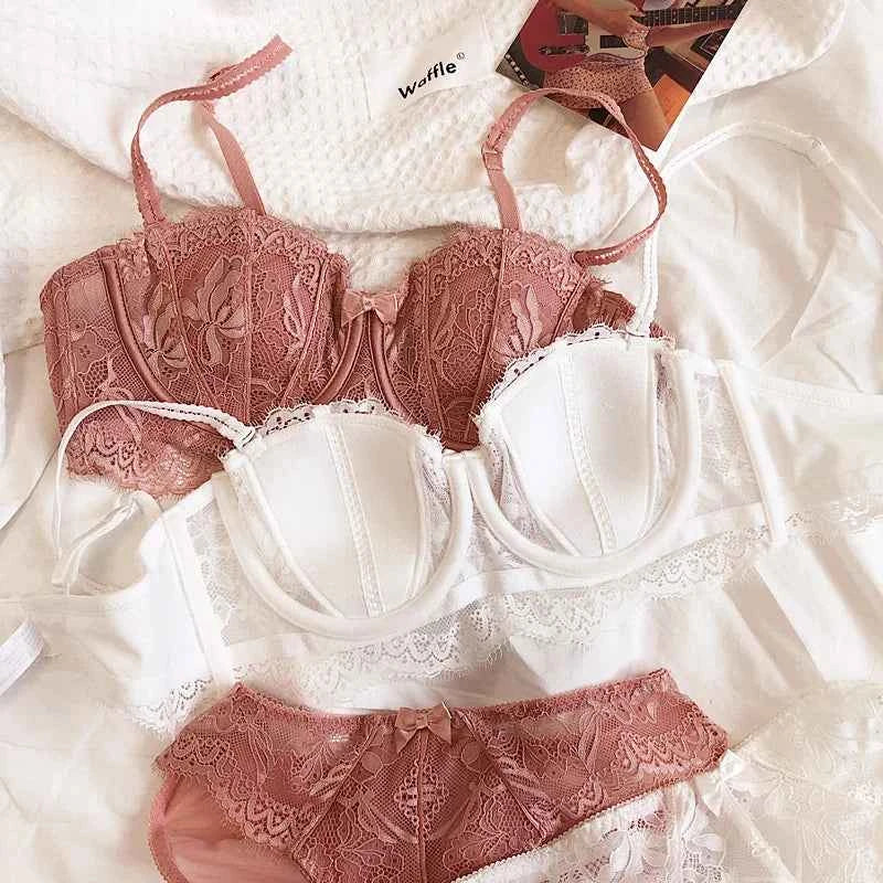 French Lace Embroidery Bra Set with Detachable Straps