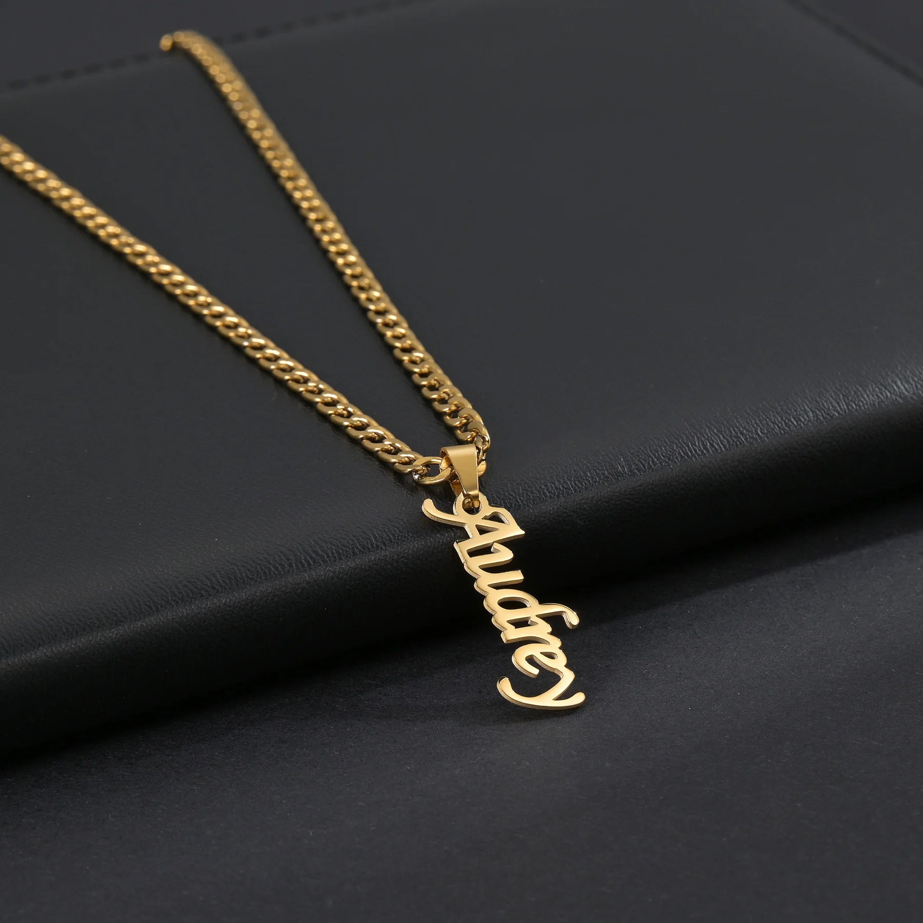 Custom Name Hollow Nameplate Necklace - Elegant Chain - SHOPPERS' CASTLE