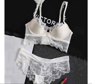 Lace Push-Up Bra - Plus Size C/D Cup