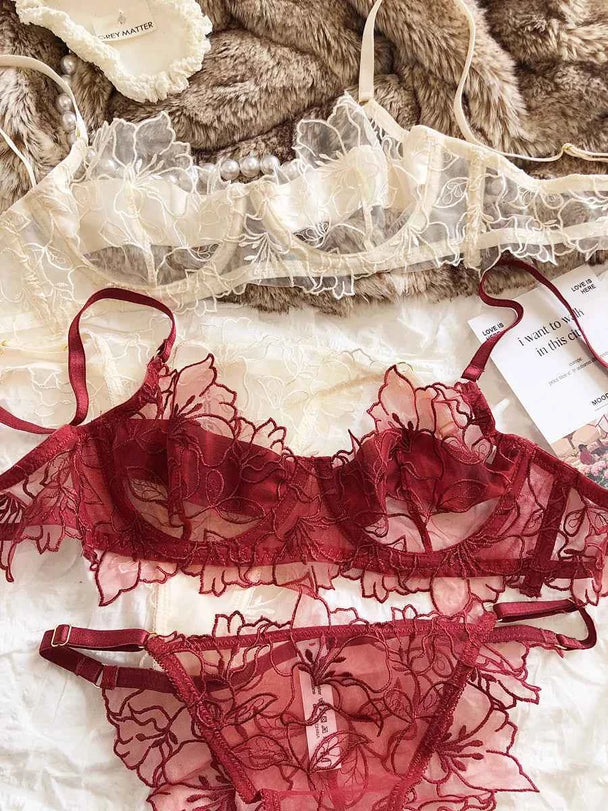 French Embroidery Bra Set