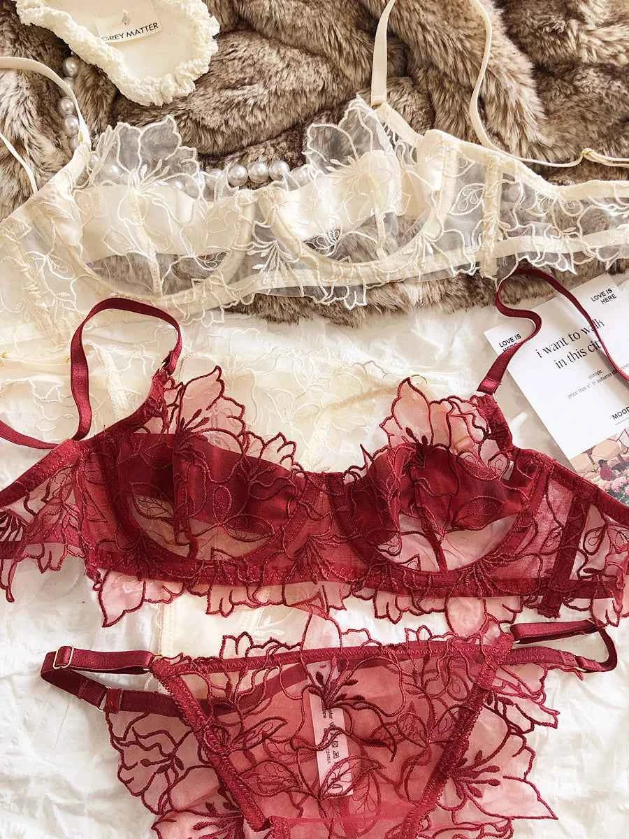 French Embroidery Bra Set
