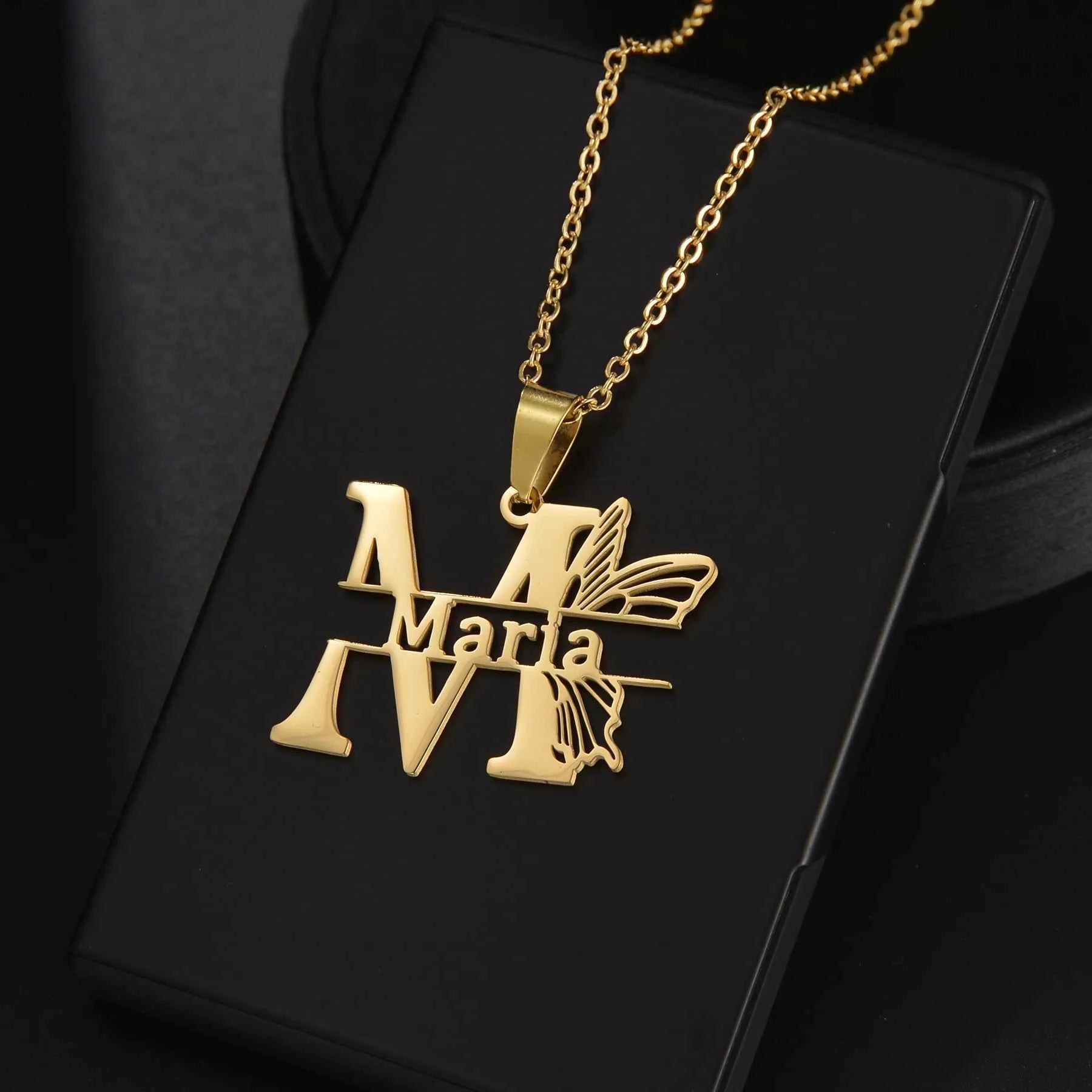 Personalized Big Letter Name Butterfly Pendant Choker - Link Chain