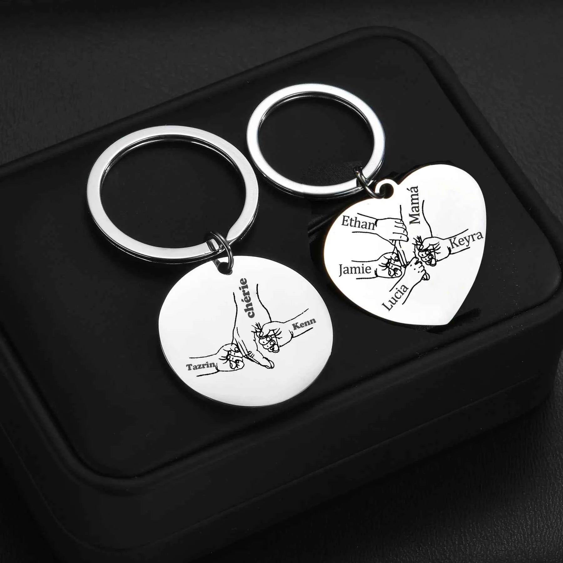 Personalized Heart Round Keychain - Engraving Words